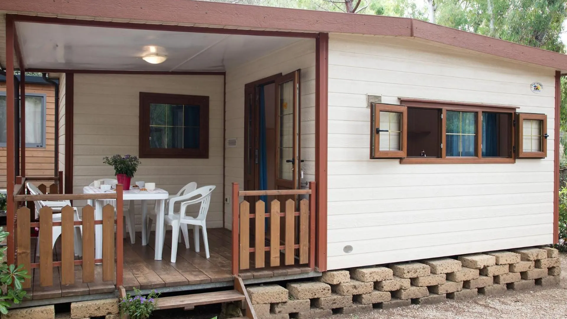 אתר קמפינג מרינה די ביבונה Camping Village Il Gineprino