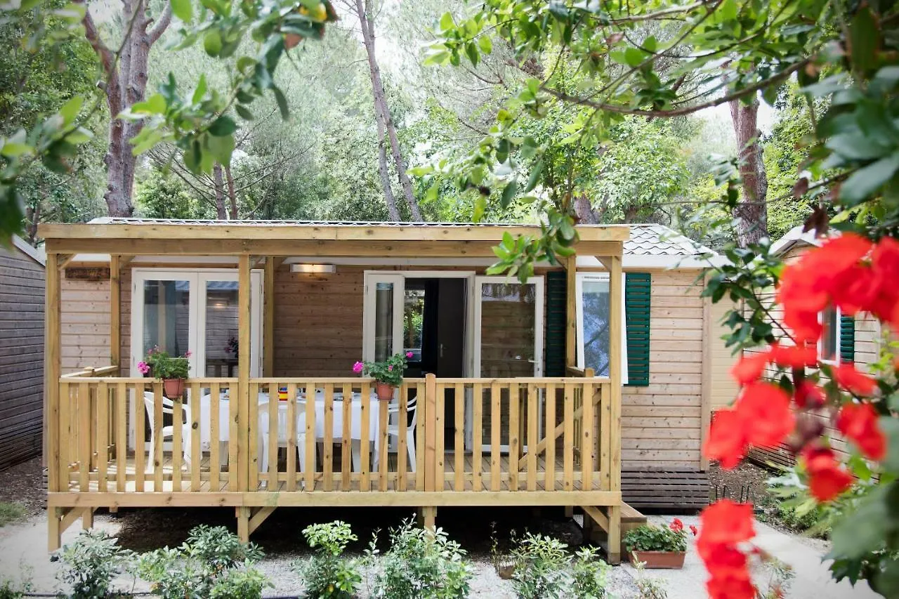 Camping Village Il Gineprino Marina Di Bibbona