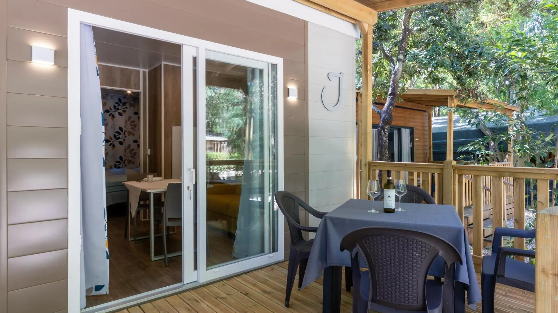 Camping Village Il Gineprino Marina Di Bibbona 0*,