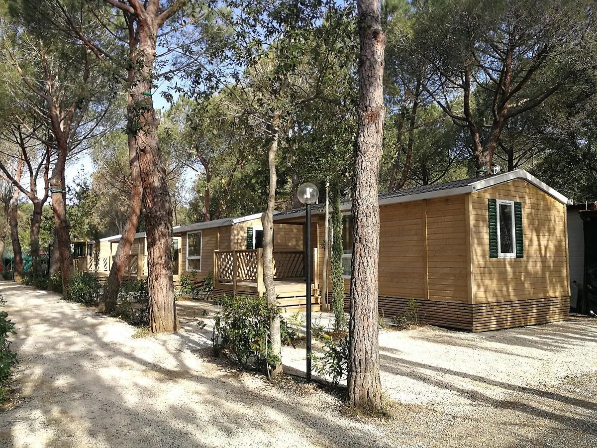 Camping Village Il Gineprino Marina Di Bibbona 0*,