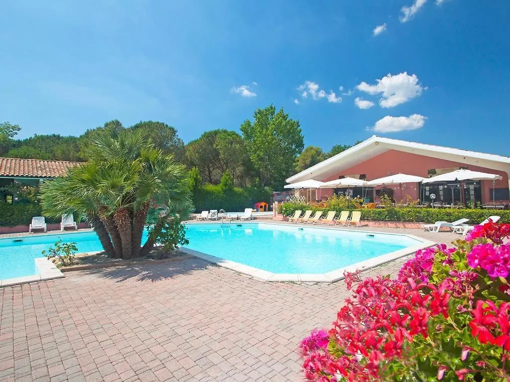 Campsite Camping Village Il Gineprino Marina Di Bibbona